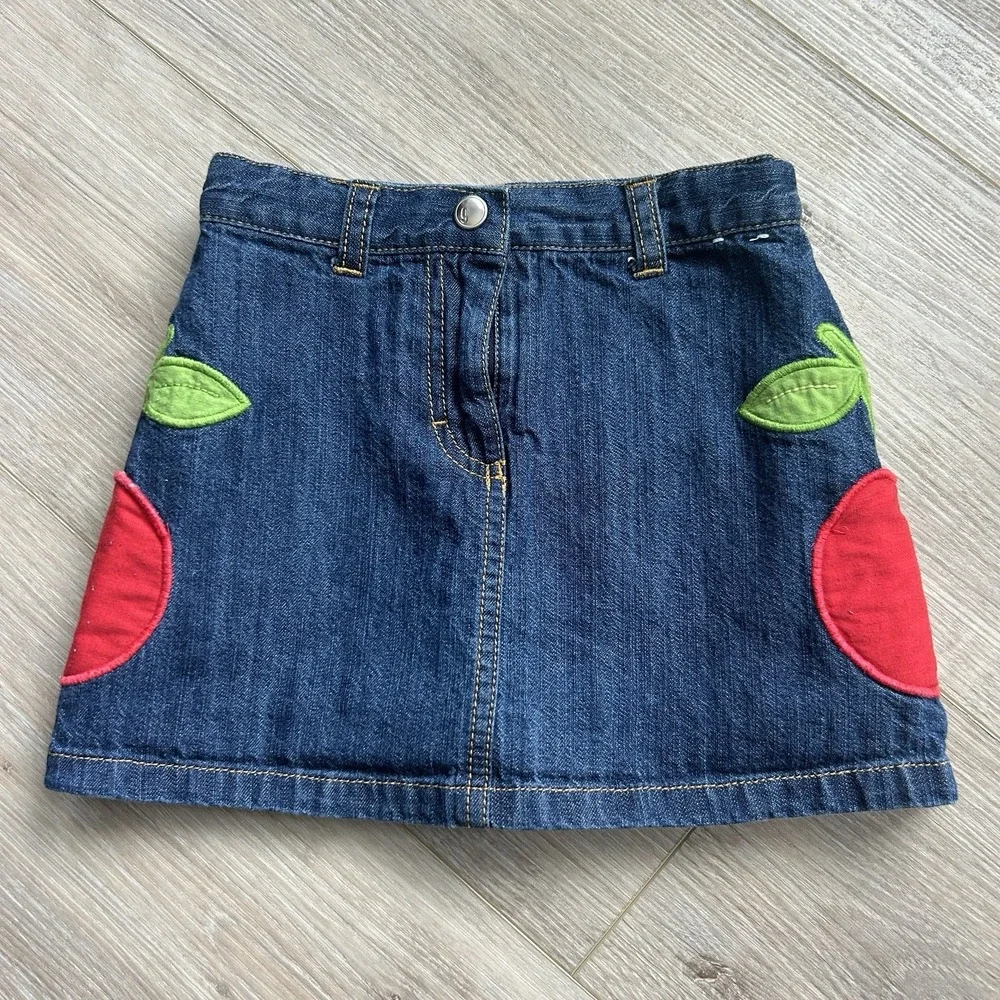 Gymboree 2008 Cherry Baby Denim Cherry Appliqued‎ Skort Size 4